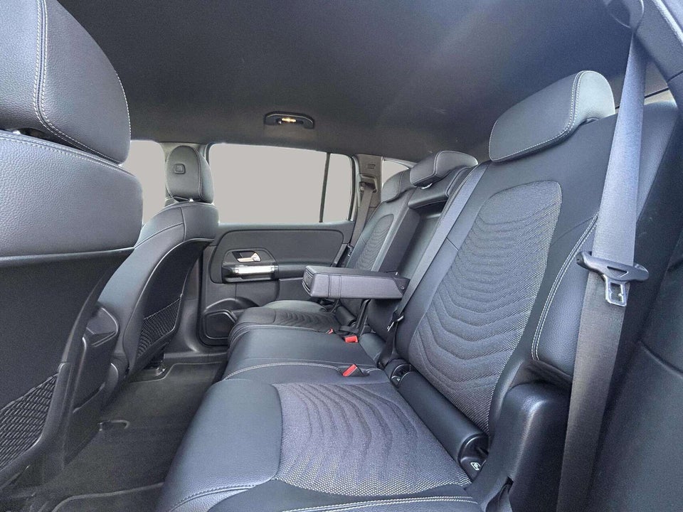 Mercedes EQB250 Progressive 5d