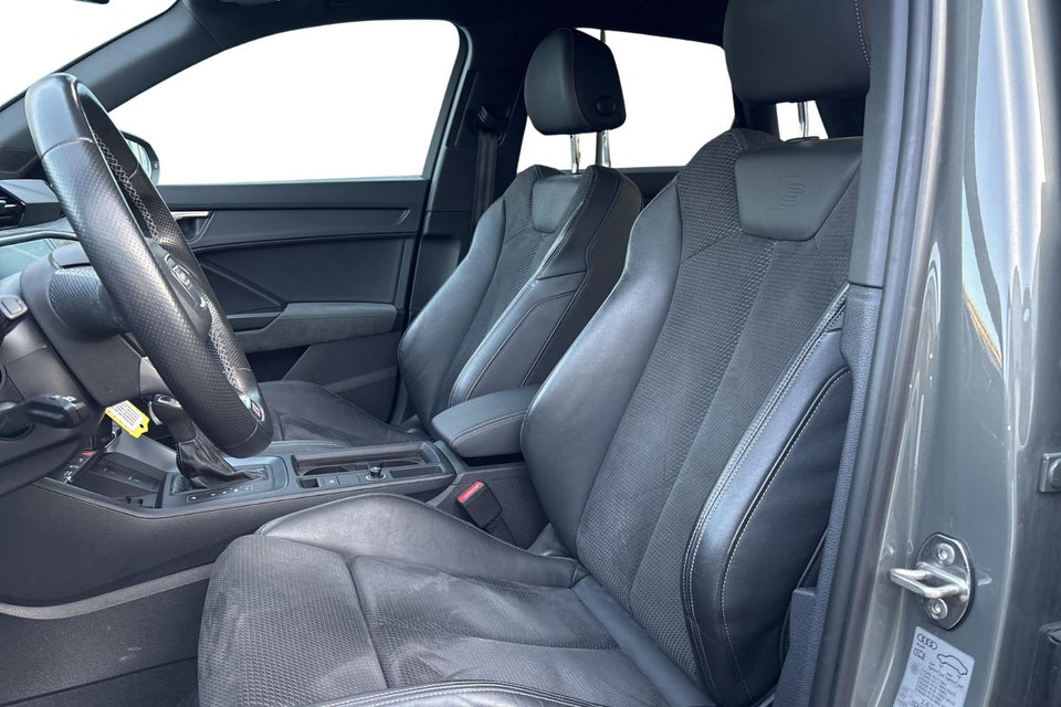 Audi Q3 45 TFSi e S-line plus S-tr. 5d