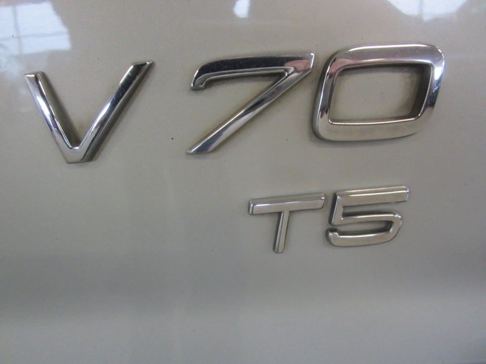 Volvo V70 2,3 T5 aut. 5d