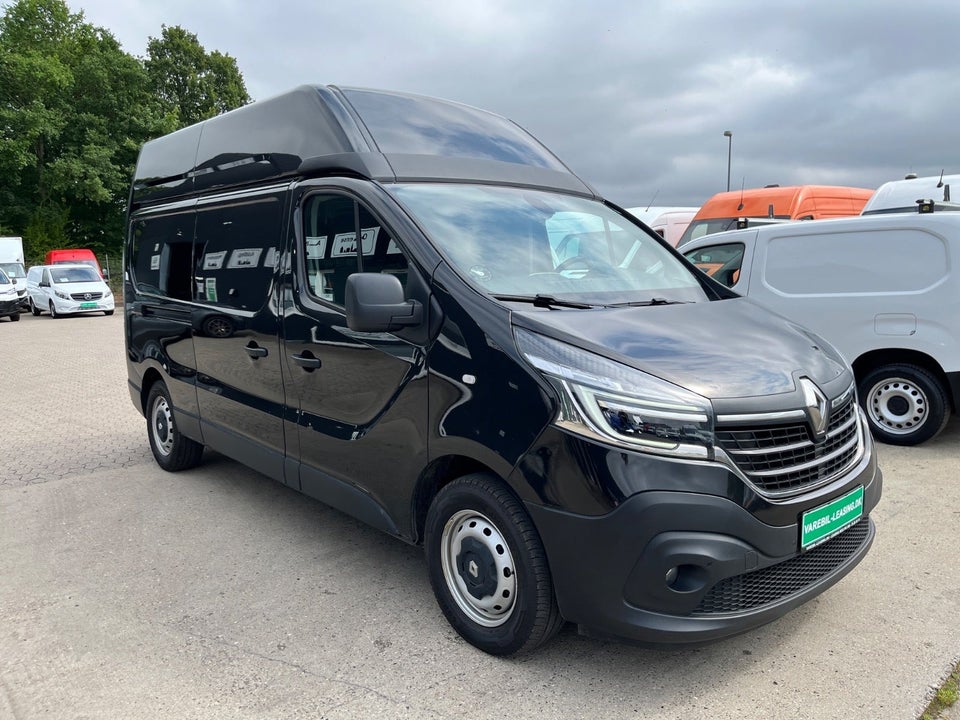 Renault Trafic T29 2,0 dCi 145 L2H2