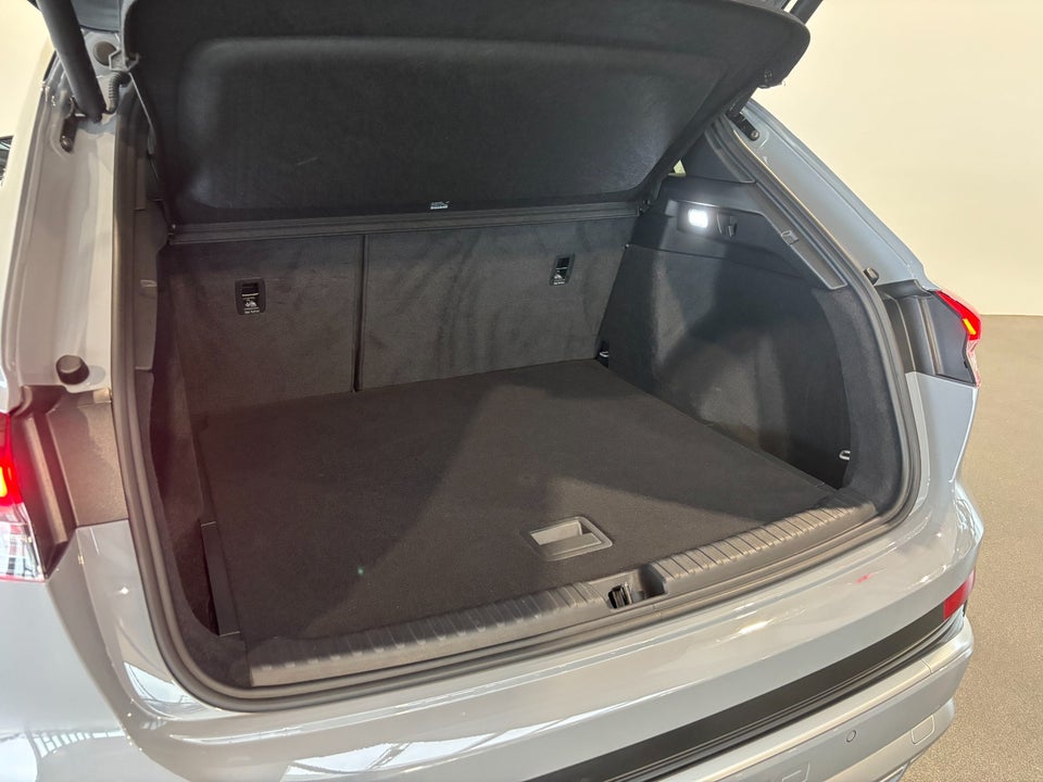 Audi Q4 e-tron 40 S-line 5d