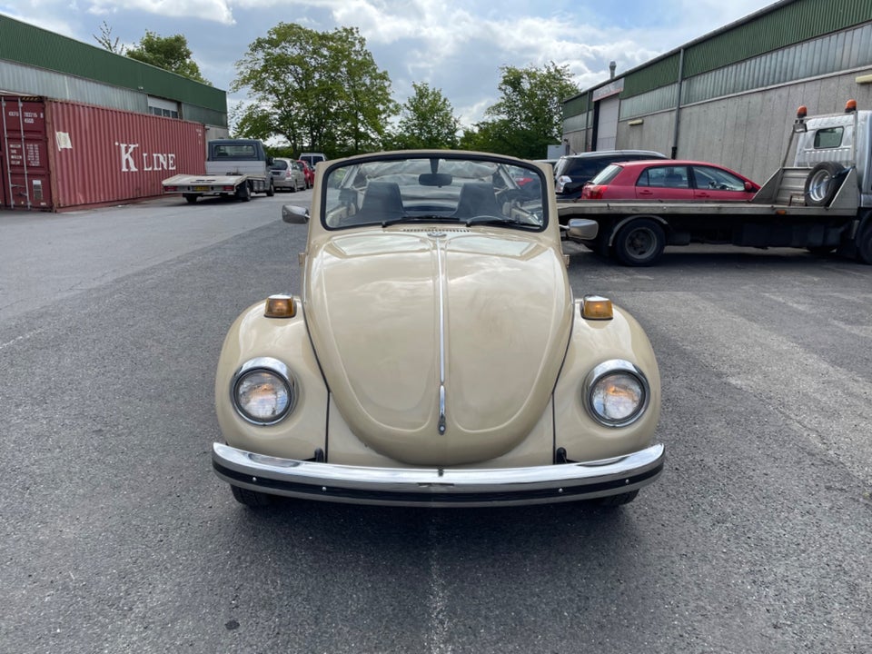 VW 1302 1,5 Cabriolet 2d