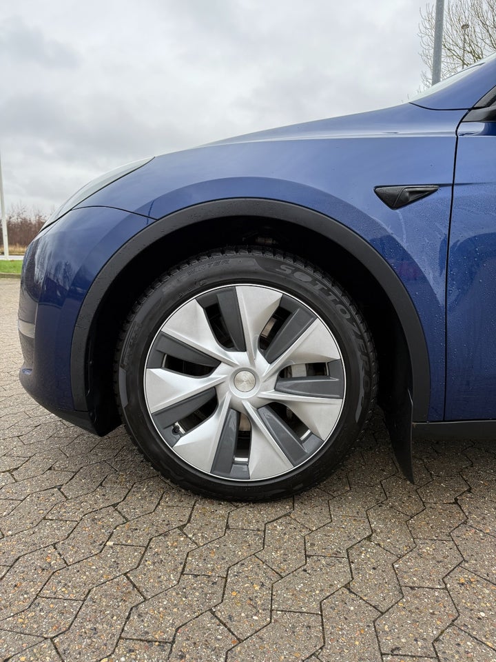 Tesla Model Y Long Range AWD 5d