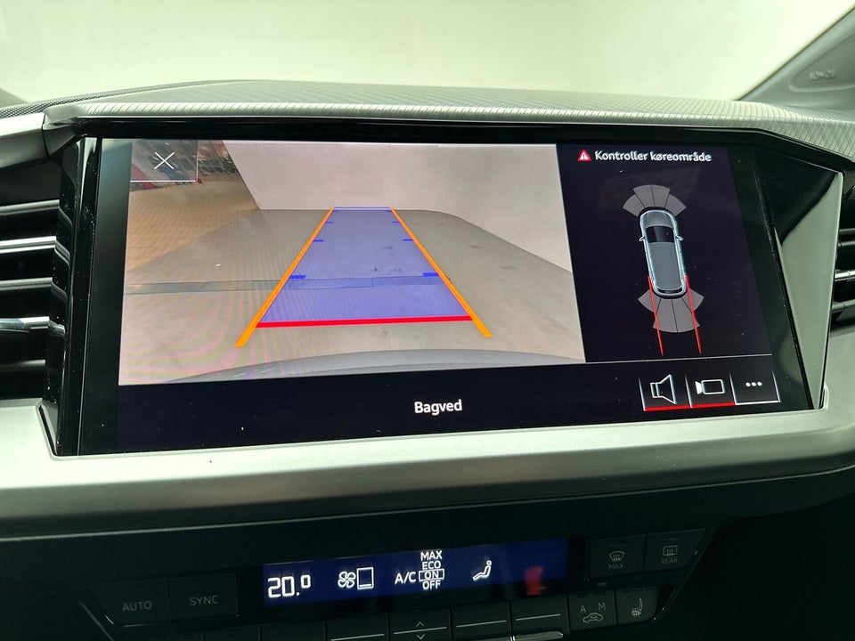 Audi Q4 e-tron 40 Attitude 5d