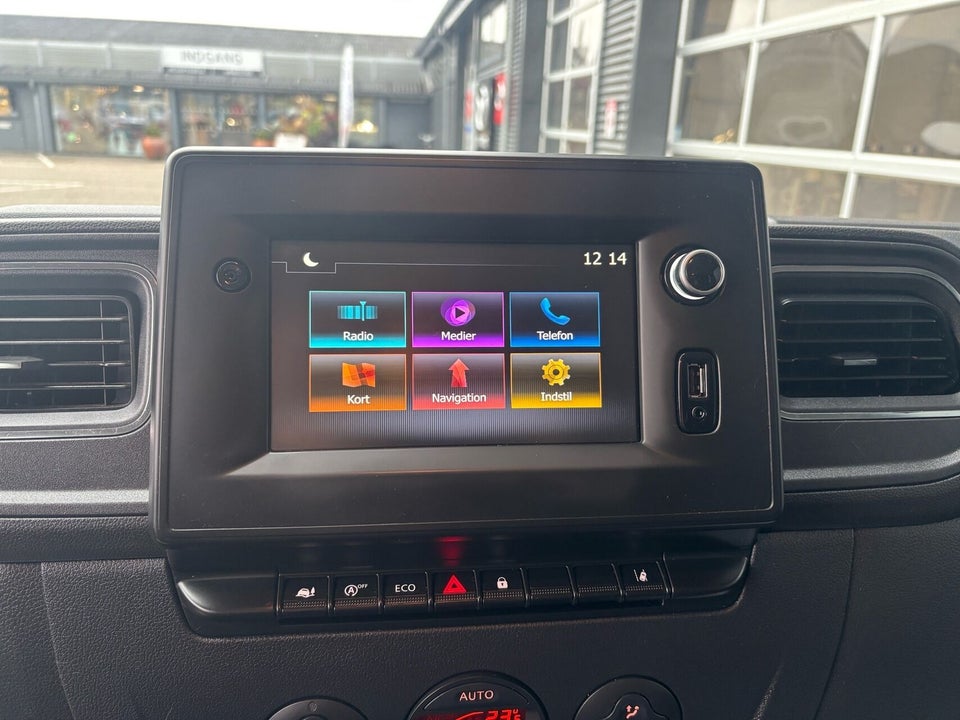 Nissan Interstar 2,3 dCi 165 W3L4 Tekna Db.Kab RWD 4d