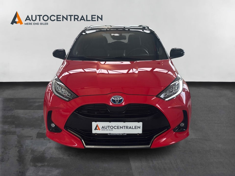 Toyota Yaris 1,5 Hybrid H3 Premier Edition e-CVT 5d
