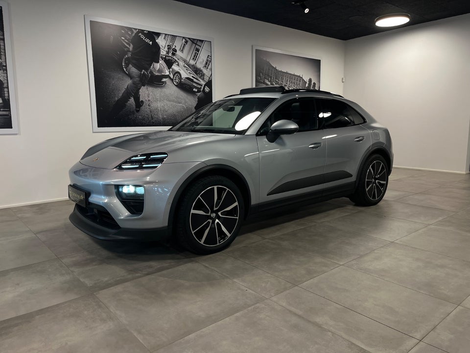 Porsche Macan 4 5d