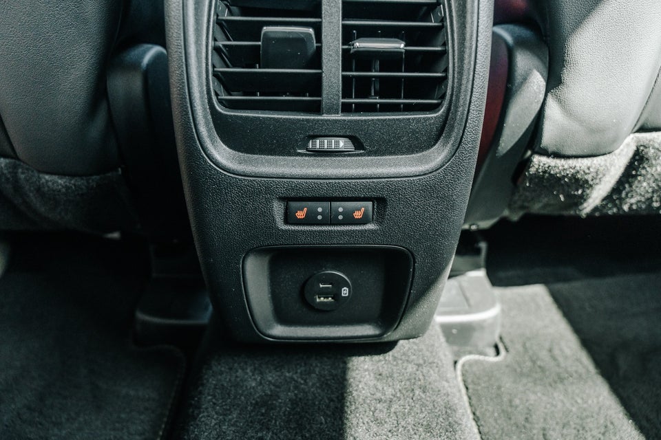 Ford Kuga 2,5 PHEV Vignale CVT 5d