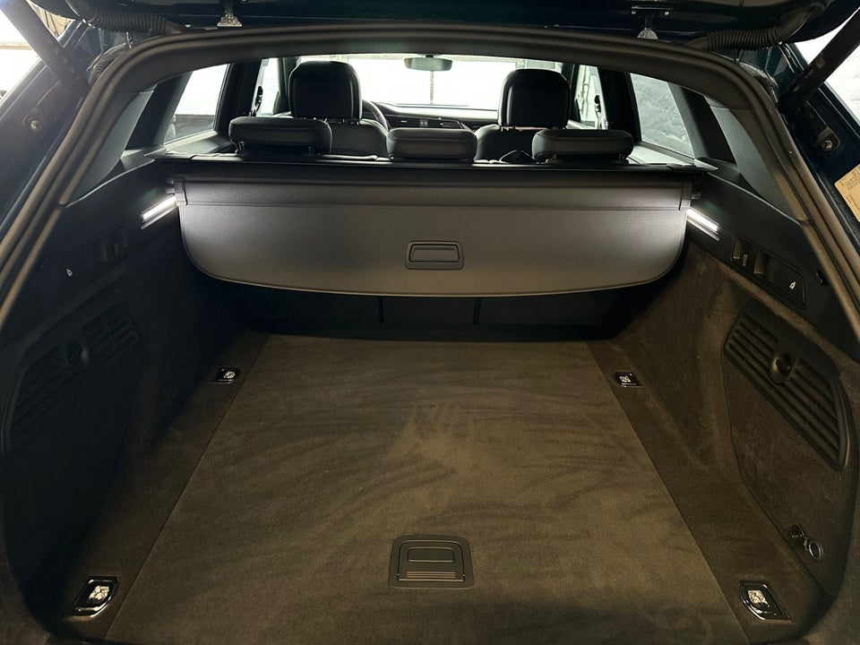 Audi e-tron 55 S-line quattro 5d