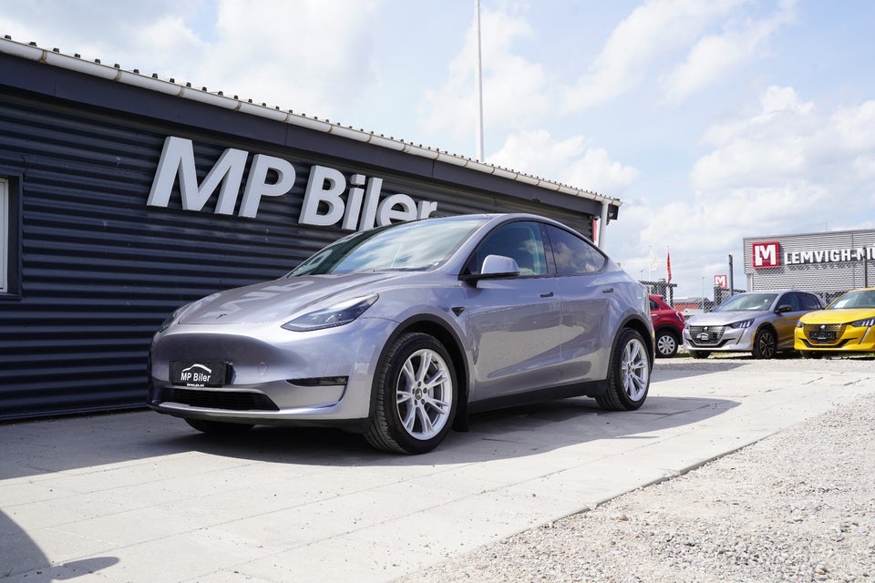Tesla Model Y Long Range AWD 5d