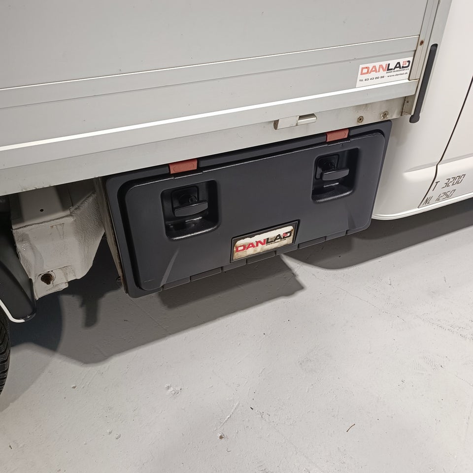 VW Transporter 2,0 TDi 150 Ladvogn kort 2d