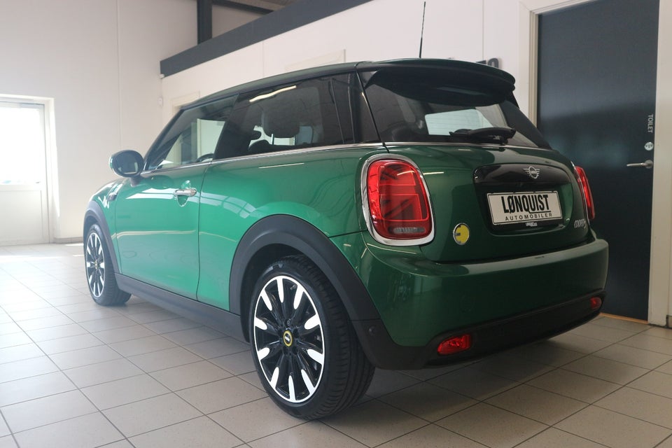 MINI Cooper SE Classic Trim 3d