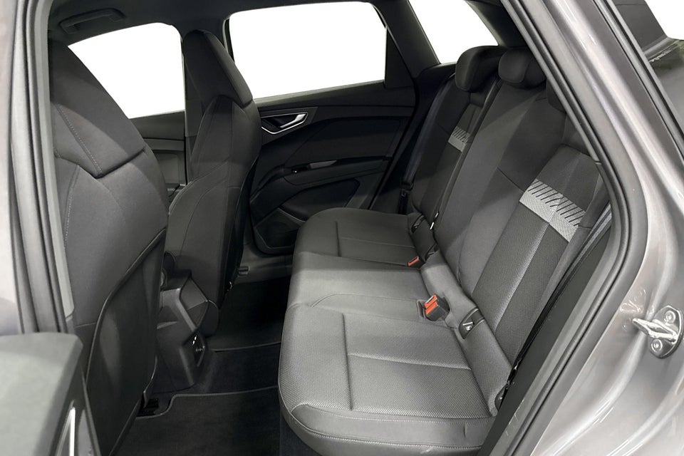 Audi Q4 e-tron 45 Progress 5d