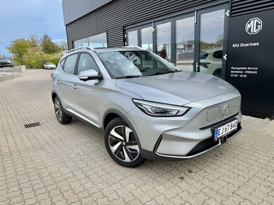 MG ZS 70 Luxury 5d