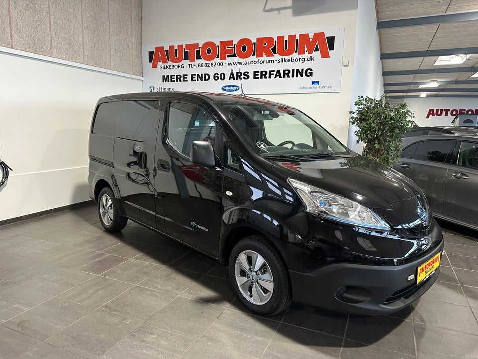 Nissan e-NV200 Premium Van 5d