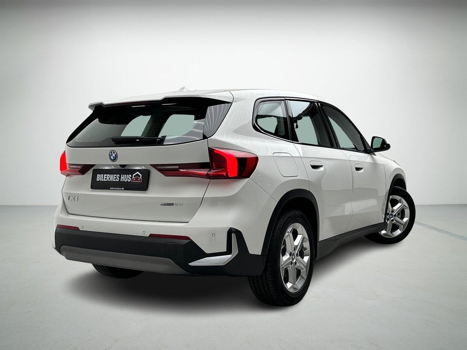 BMW iX1 eDrive20 X-Line 5d