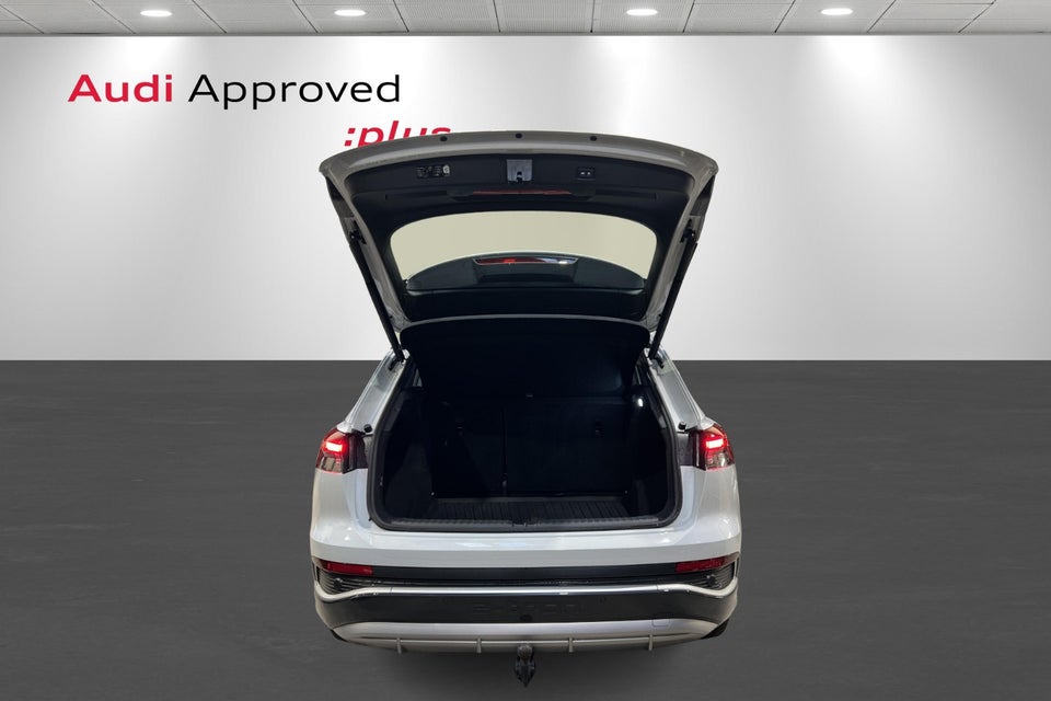 Audi Q4 e-tron 45 S-line 5d