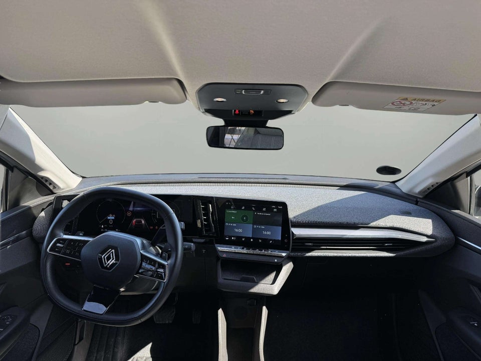 Renault Megane E-Tech 40 Equilibre 5d