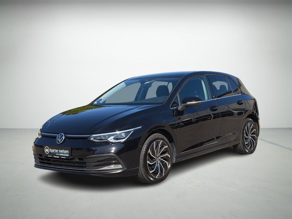 VW Golf VIII 1,4 eHybrid DSG 5d