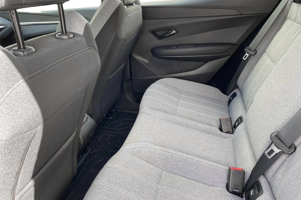 Renault Megane E-Tech 40 Equilibre 5d