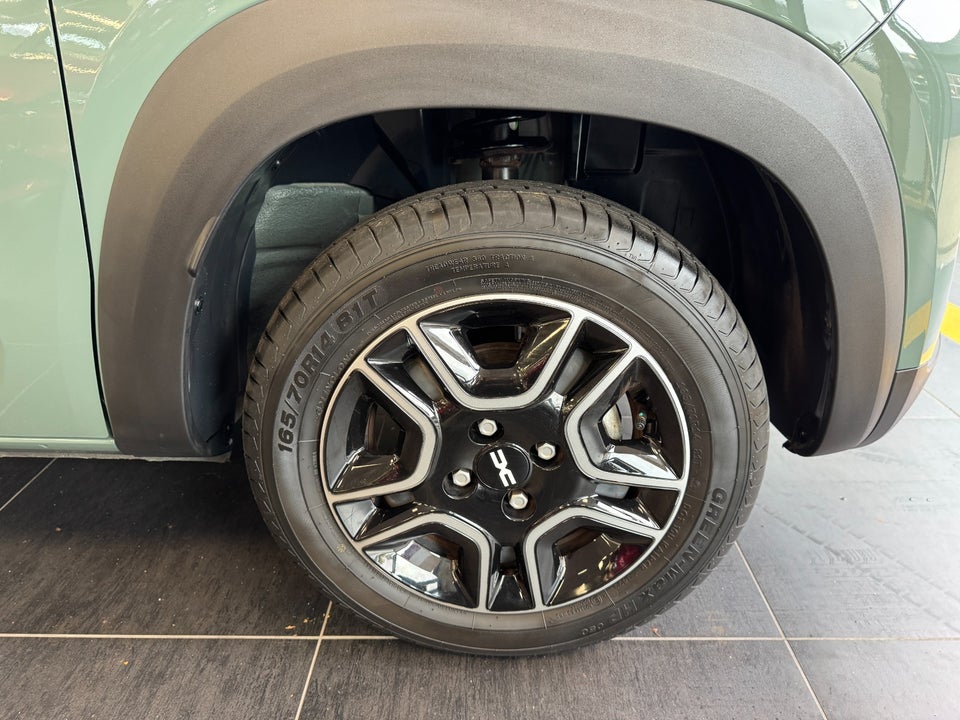 Dacia Spring Expression 5d