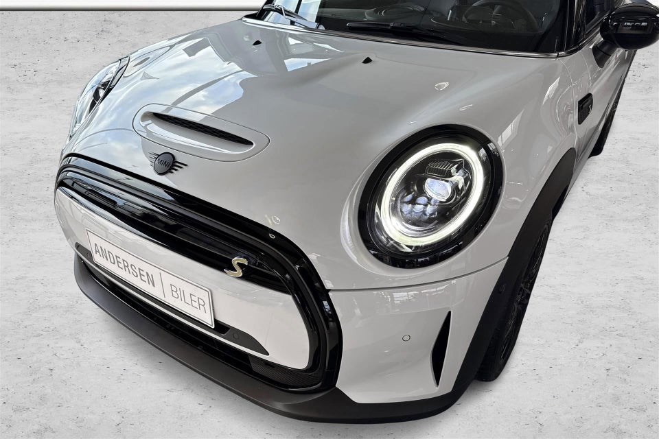 MINI Cooper SE Maximise 3d