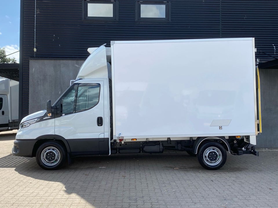 Iveco Daily 3,0 35S18 4100mm Alukasse m/lift AG8