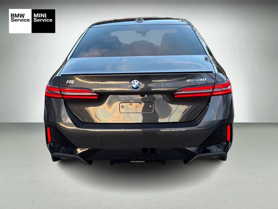 BMW i5 eDrive40 M-Sport Pro 4d