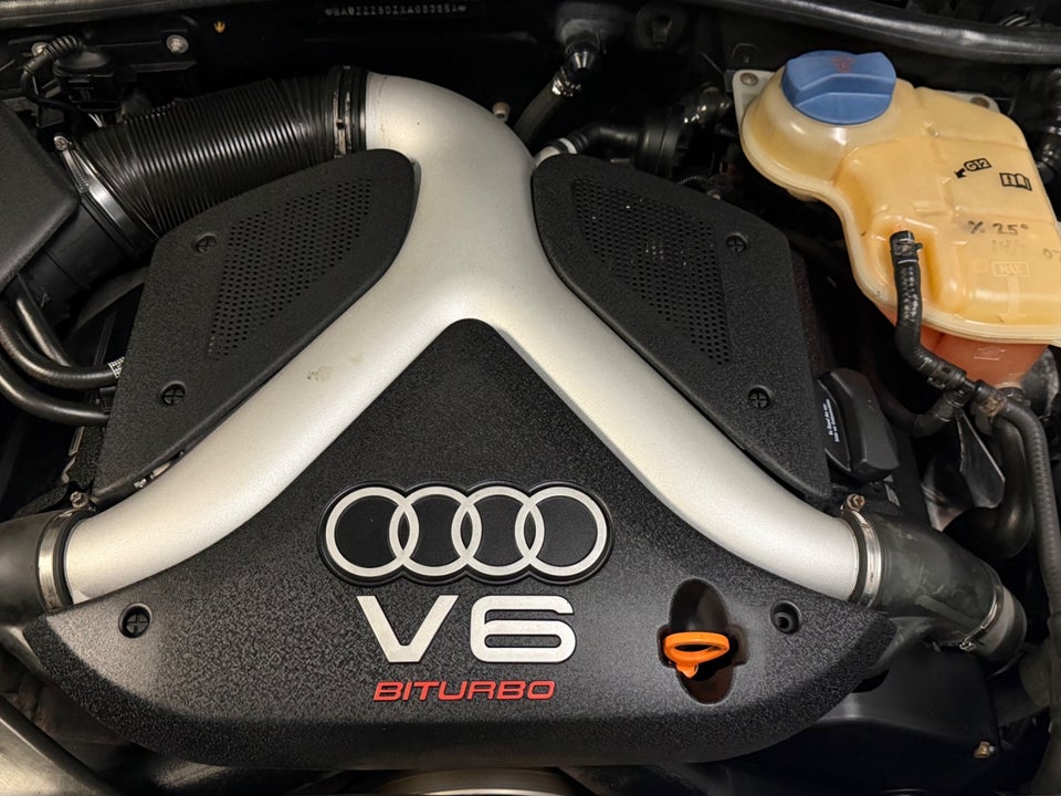 Audi S4 2,7 Avant quattro 5d