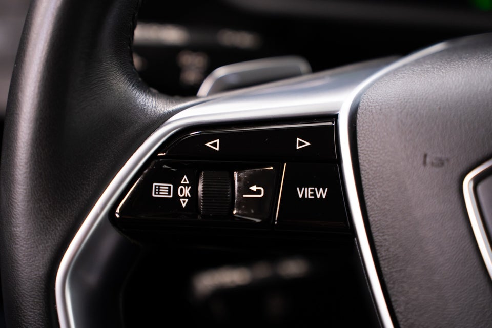 Audi e-tron 50 quattro 5d