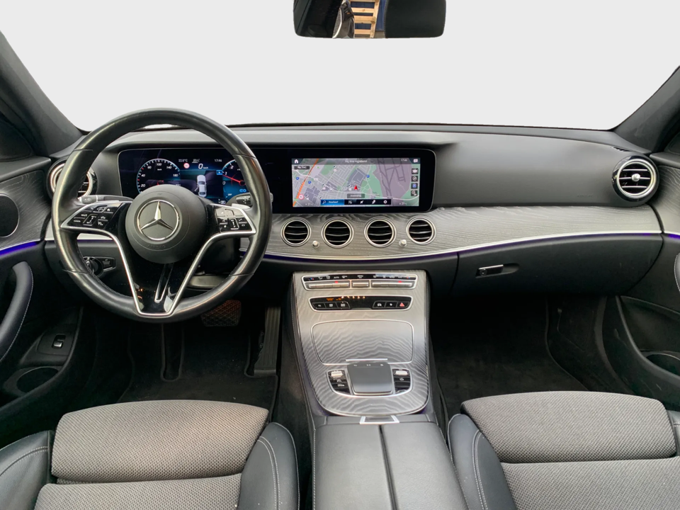 Mercedes E300 de 2,0 AMG Line aut. 4d