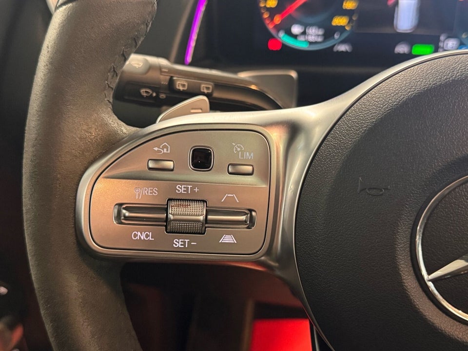 Mercedes EQB300 AMG Line 4Matic 7prs 5d