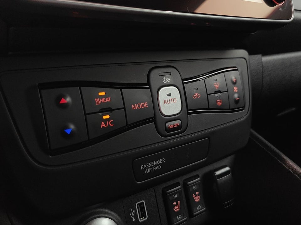 Nissan Leaf 62 e+ Acenta 5d