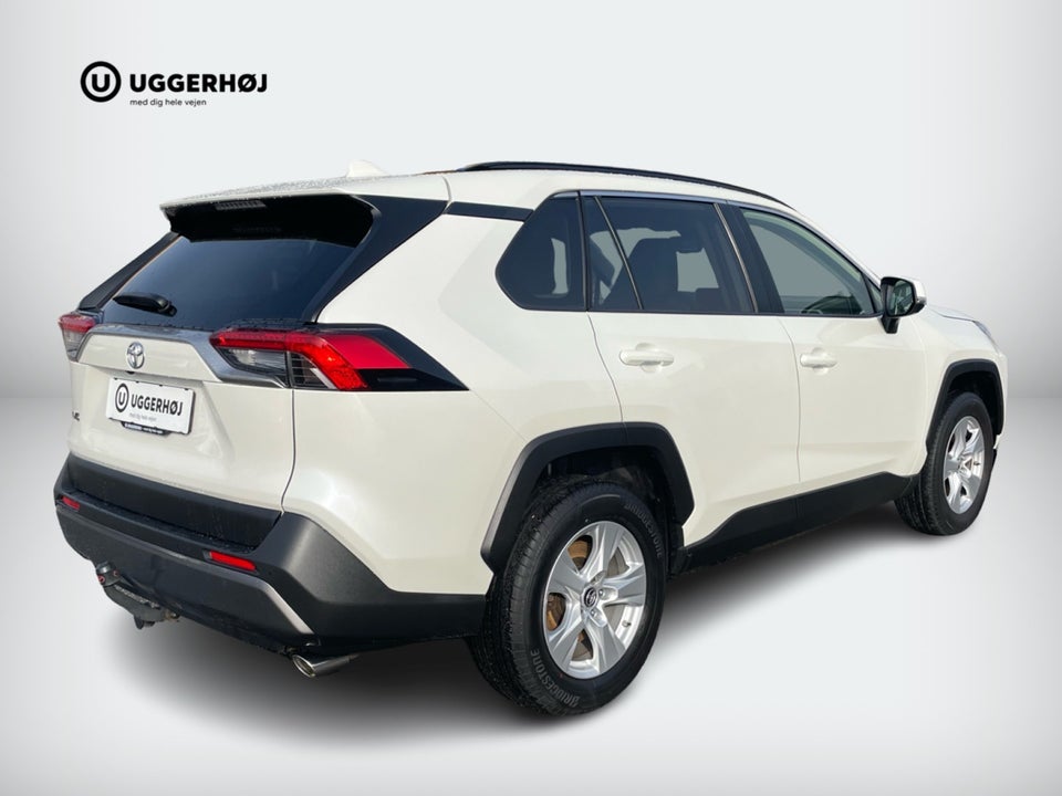 Toyota RAV4 2,0 T3 Comfort e-CVT 5d