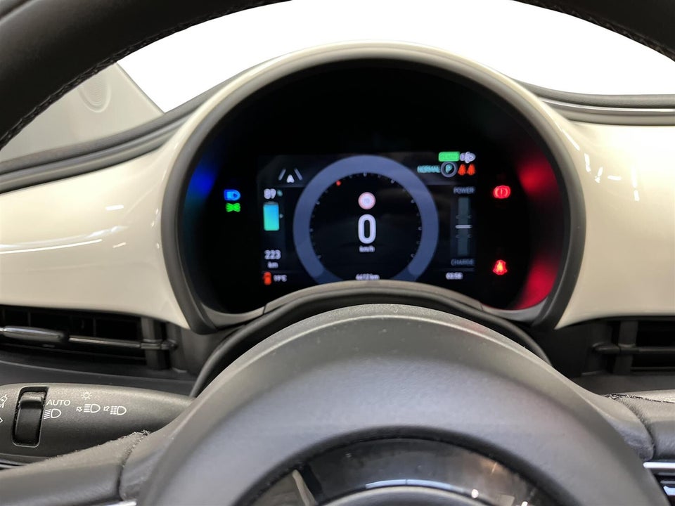 Fiat 500e 42 Icon Cabrio 2d