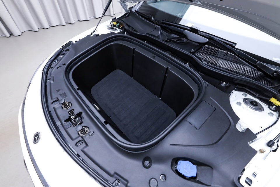 Mercedes CLA250+ electric AMG Premium 4d