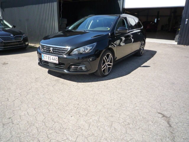 Peugeot 308 1,5 BlueHDi 130 Allure+ SW 5d