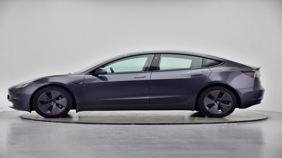 Tesla Model 3 Long Range AWD 4d