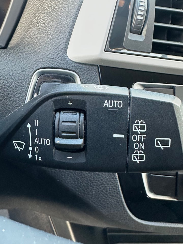 BMW 118i 1,5 Advantage aut. 5d