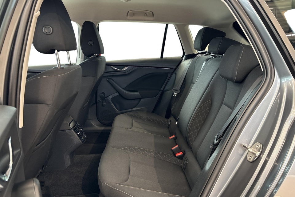 Skoda Kamiq 1,0 TSi 110 Tour de France DSG 5d