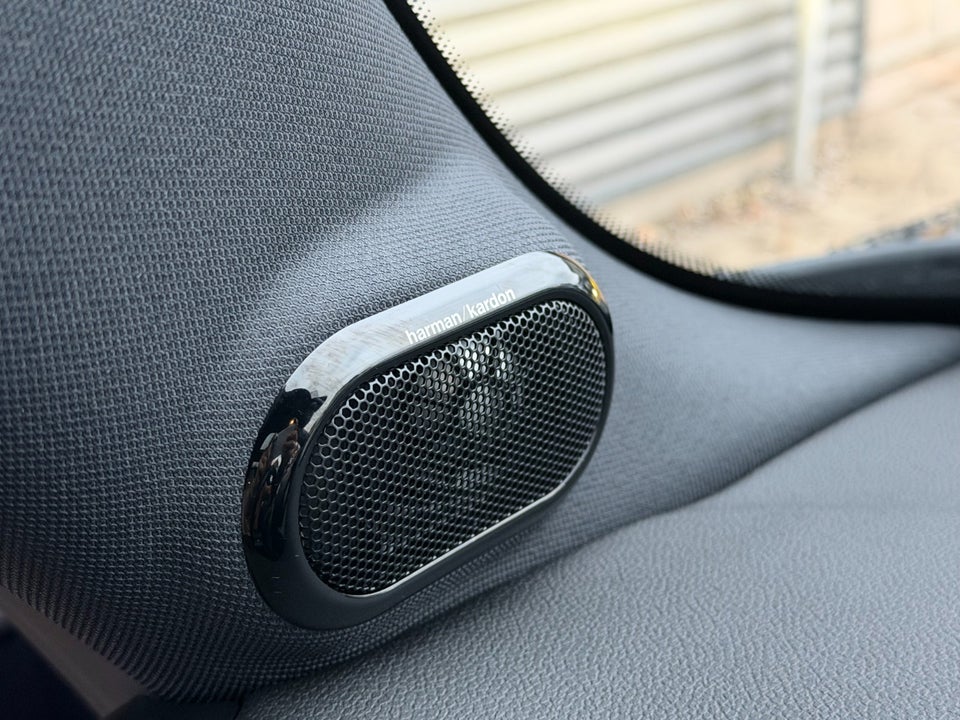 MINI Cooper SE Maximise 3d