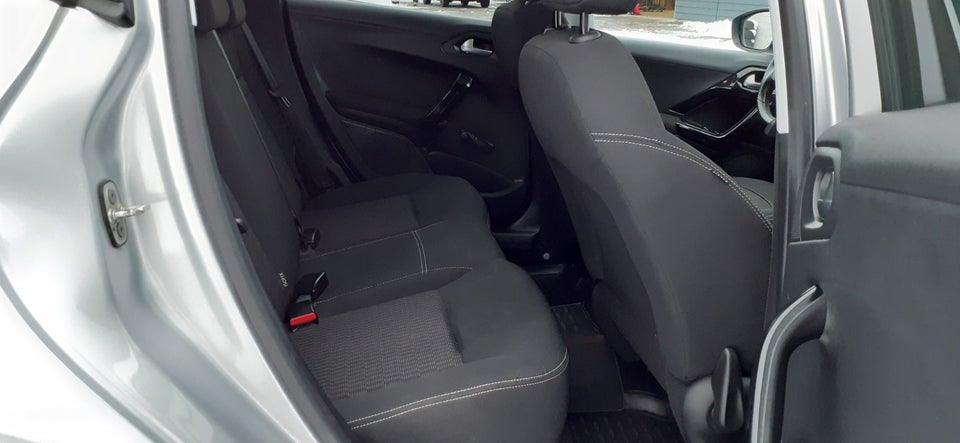 Peugeot 208 1,6 BlueHDi 100 Active 5d