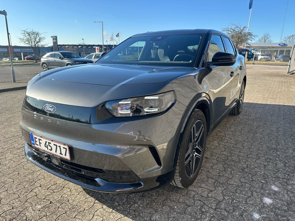 Ford Capri 82 Premium Extended Range 5d