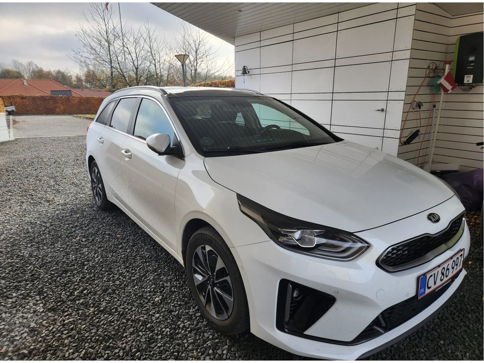 Kia Ceed 1,6 PHEV Vision SW DCT 5d