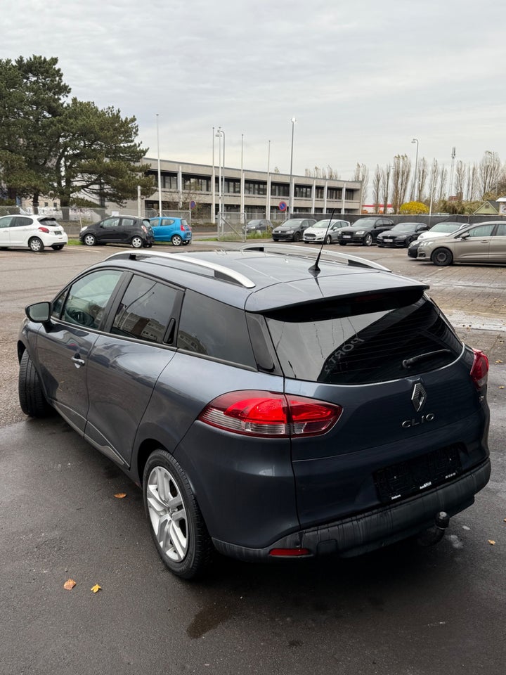 Renault Clio IV 0,9 TCe 90 Expression Sport Tourer 5d