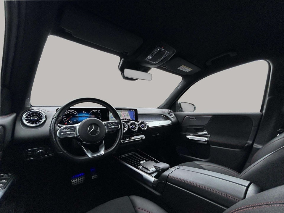 Mercedes EQB250 AMG Line 5d