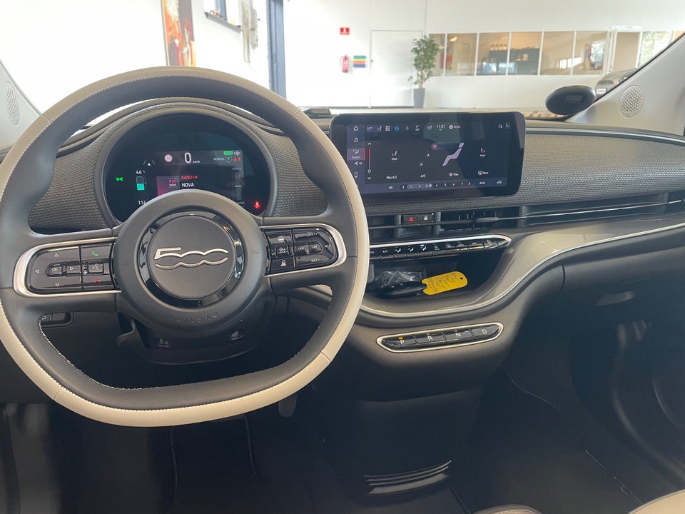 Fiat 500e 42 la Prima Cabrio 2d