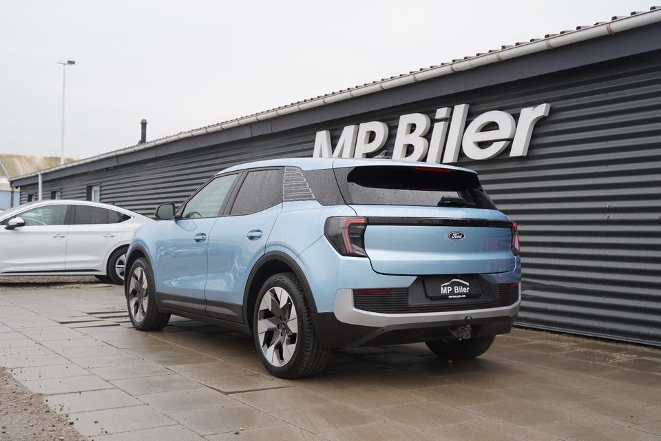 Ford Explorer 79 Premium Extended Range AWD 5d