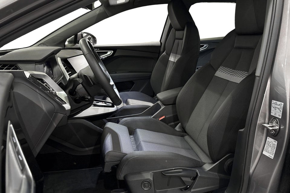 Audi Q4 e-tron 45 Progress 5d