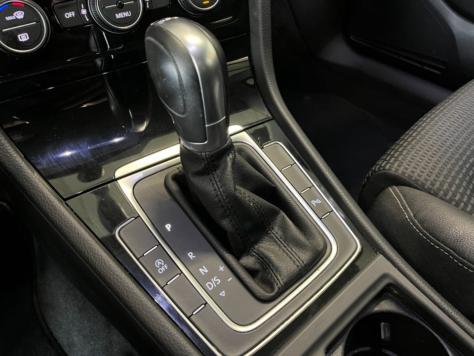 VW Golf VII 1,4 TSi 125 Highline Variant DSG BMT 5d